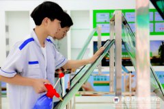 來西安萬通學(xué)習(xí)汽修鈑噴美  實現(xiàn)創(chuàng)業(yè)當(dāng)老板