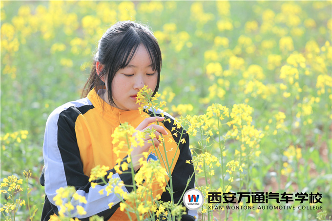 立學(xué)正當(dāng)時，春季校企定制班火熱報(bào)名中