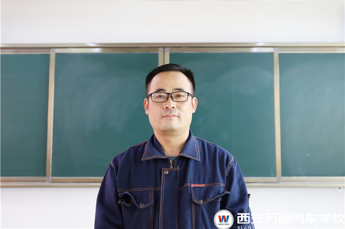 <b>fͨǡۨ40qLˣǰ·</b>