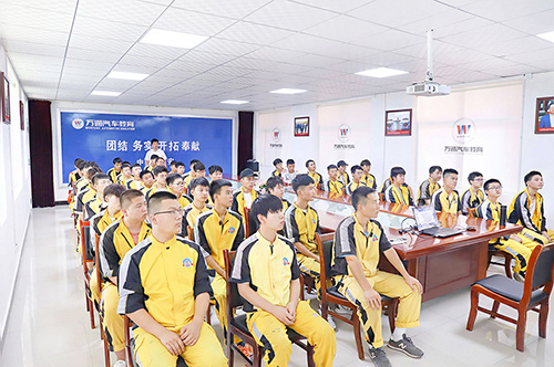 中職、高職和職高有什么區(qū)別，職高可以考大學(xué)嗎？