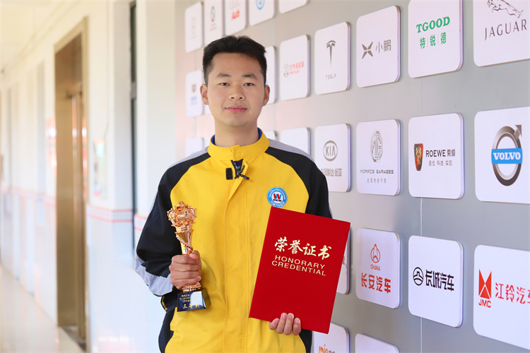 前三！賀金磊：勝不驕，敗不餒，我愿保持初心再出發(fā)