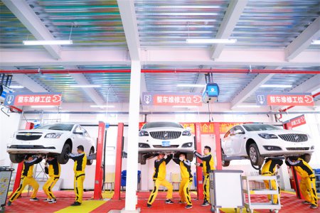 抓住十月學(xué)技術(shù)，年底轉(zhuǎn)行就業(yè)或創(chuàng)業(yè)！